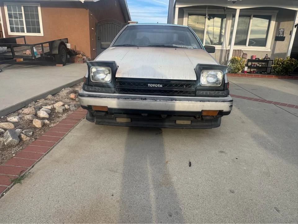 Toyota Corolla AE86 - Image 2 of 7