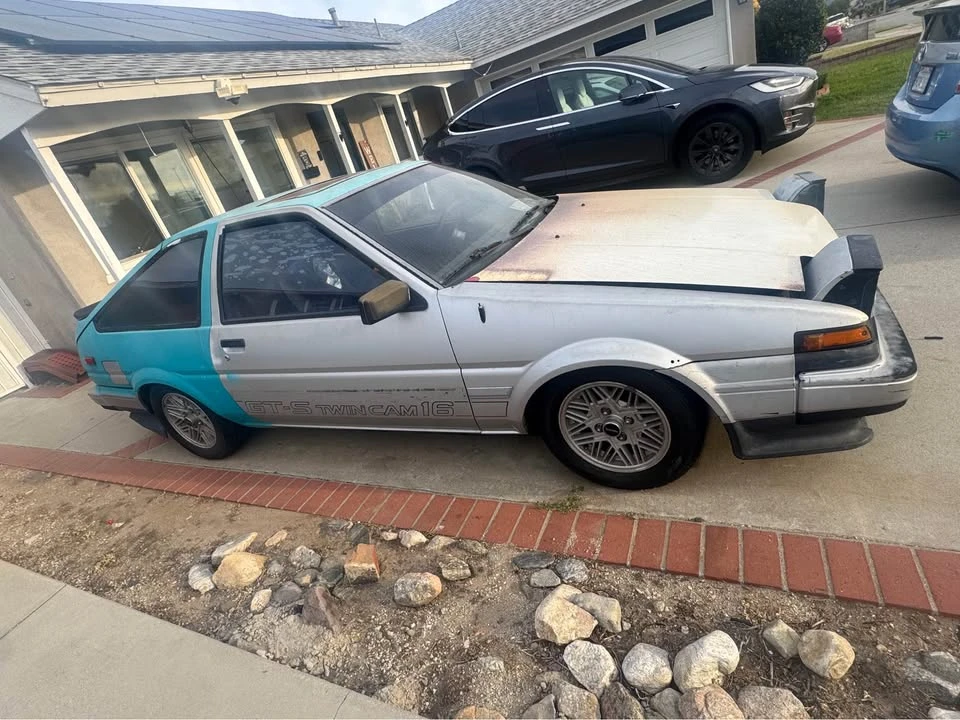 Toyota Corolla AE86 - Image 3 of 7