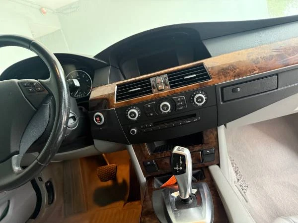 2008 BMW E60 5 Series Sedan - Image 10 of 17