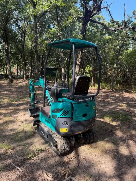 John Deere - Image 3 of 10