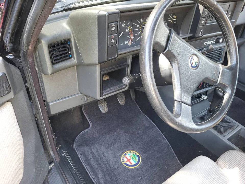 1987 Alfa Romeo 75/Milano - Image 3 of 7