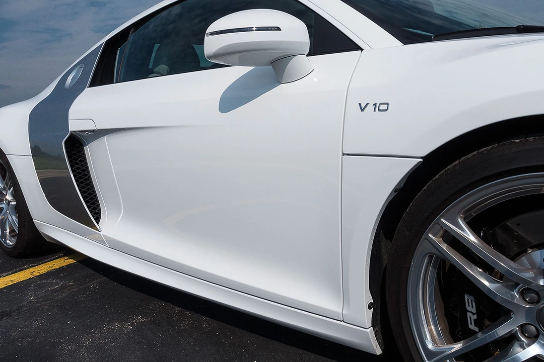 2011 Audi 42 R8 - Image 13 of 31