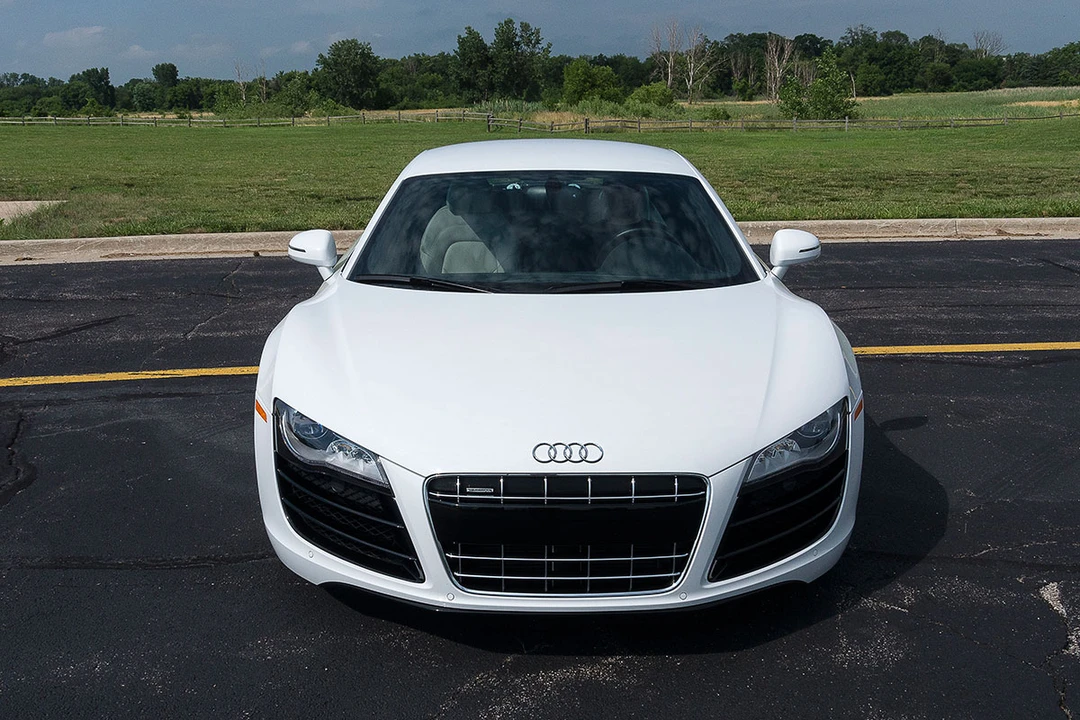 2011 Audi 42 R8 - Image 6 of 31