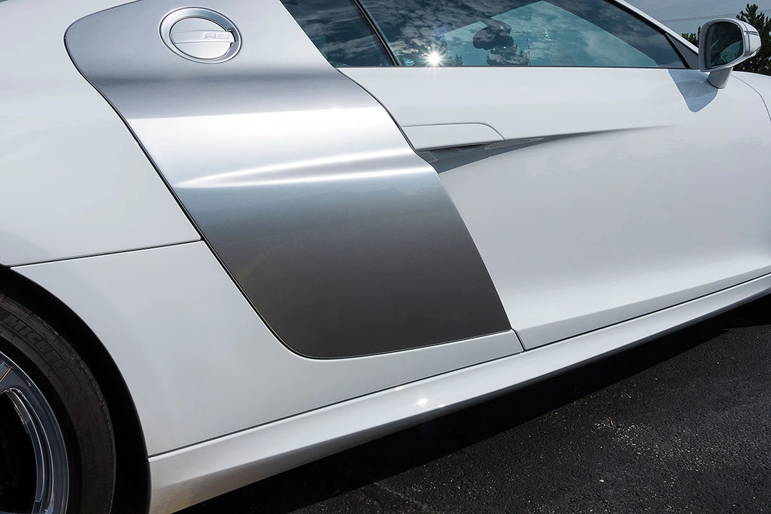 2011 Audi 42 R8 - Image 14 of 31