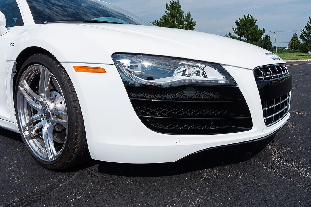 2011 Audi 42 R8 - Image 9 of 31