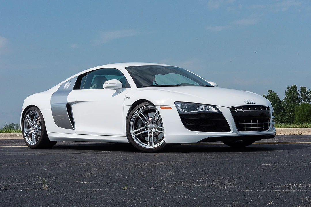 2011 Audi 42 R8 - Image 2 of 31