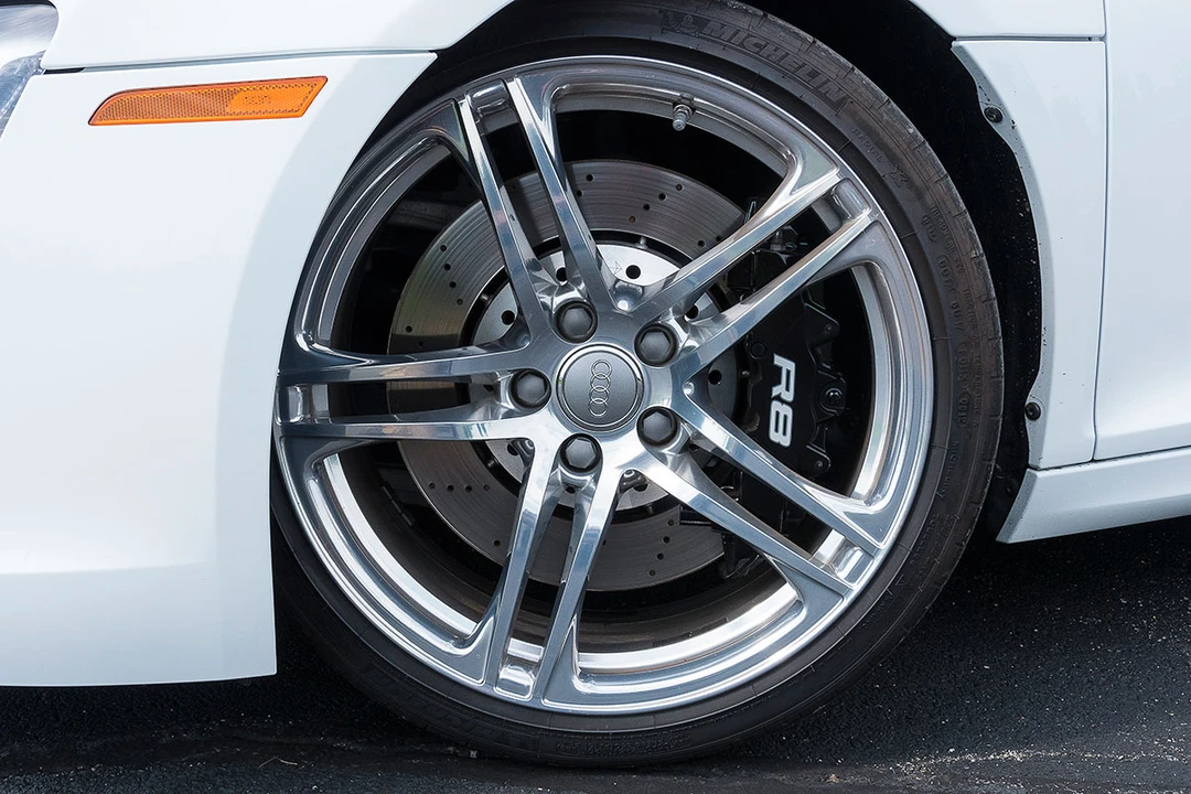2011 Audi 42 R8 - Image 20 of 31