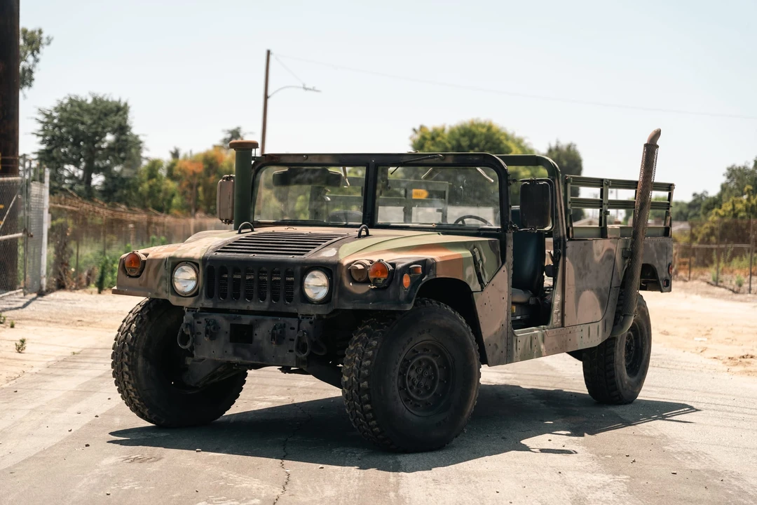 Hummer HMMWV - Image 3 of 31
