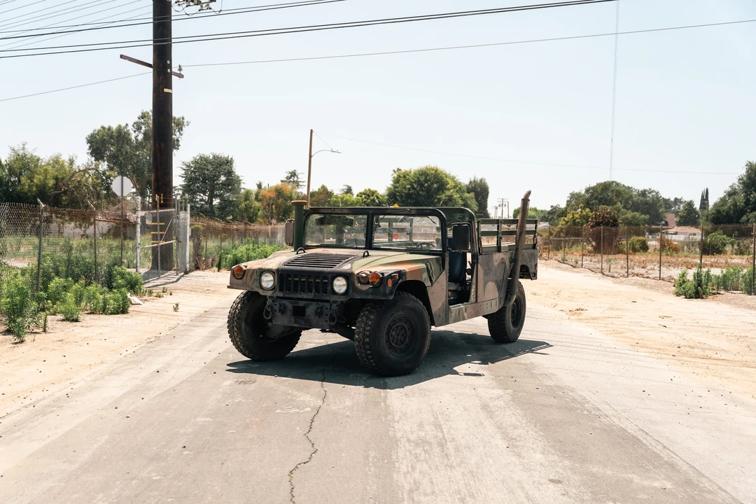 Hummer HMMWV - Image 6 of 31