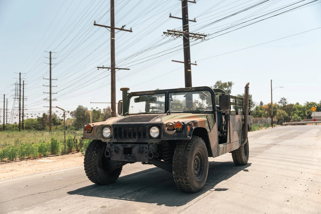 Hummer HMMWV - Image 8 of 31