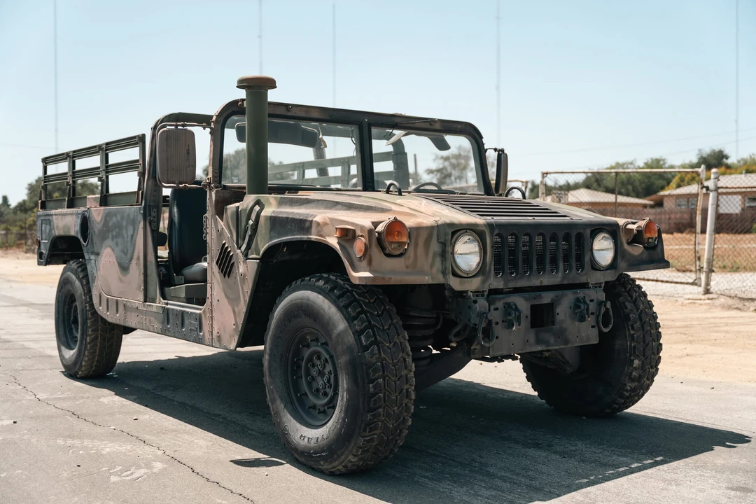 Hummer HMMWV - Image 24 of 31