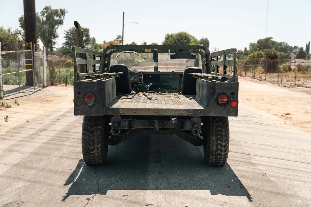 Hummer HMMWV - Image 16 of 31