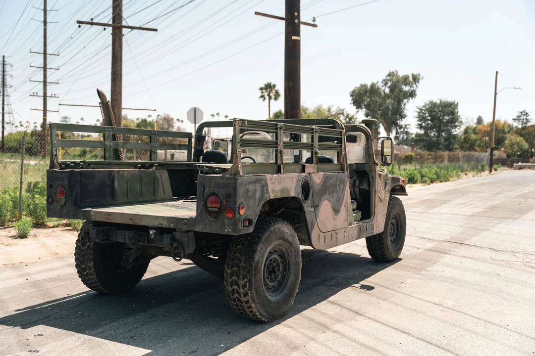 Hummer HMMWV - Image 19 of 31