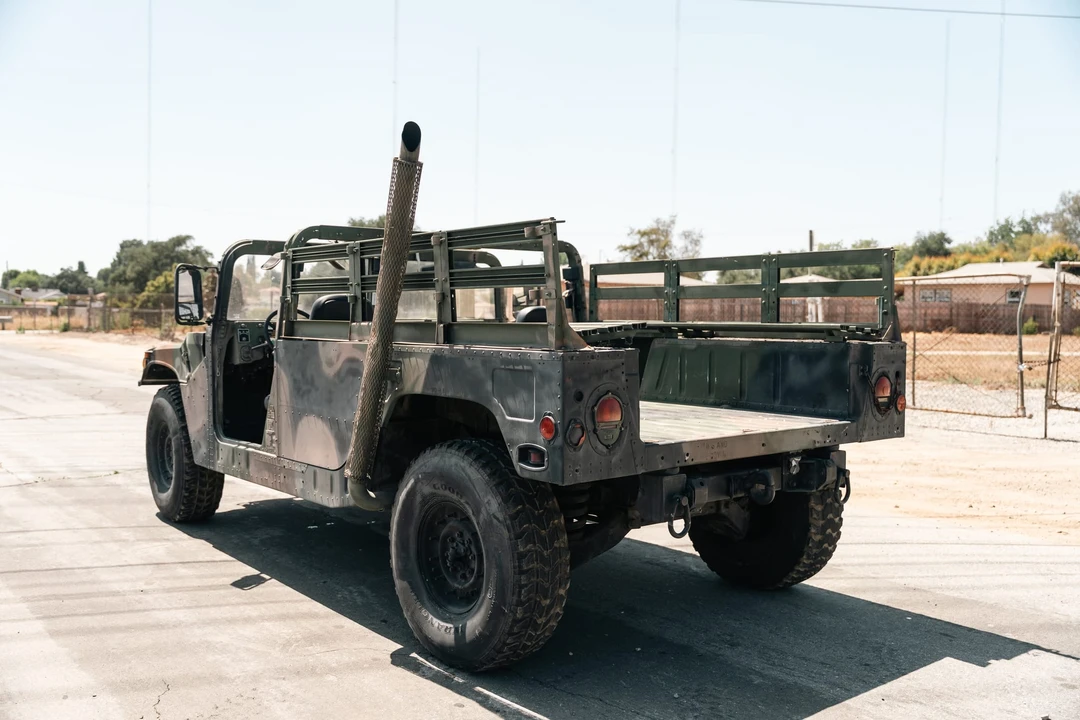 Hummer HMMWV - Image 12 of 31