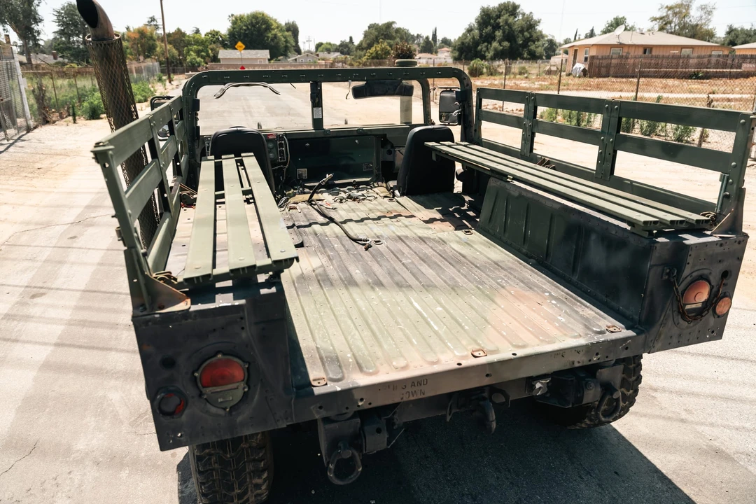 Hummer HMMWV - Image 14 of 31