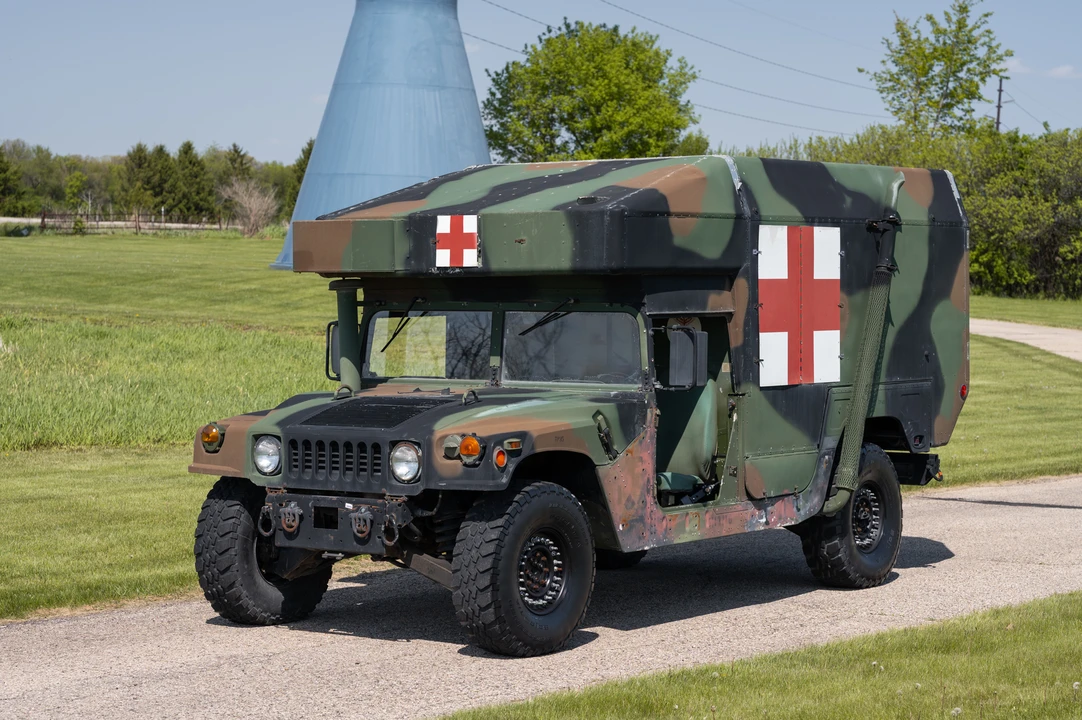 Hummer HMMWV - Image 3 of 31