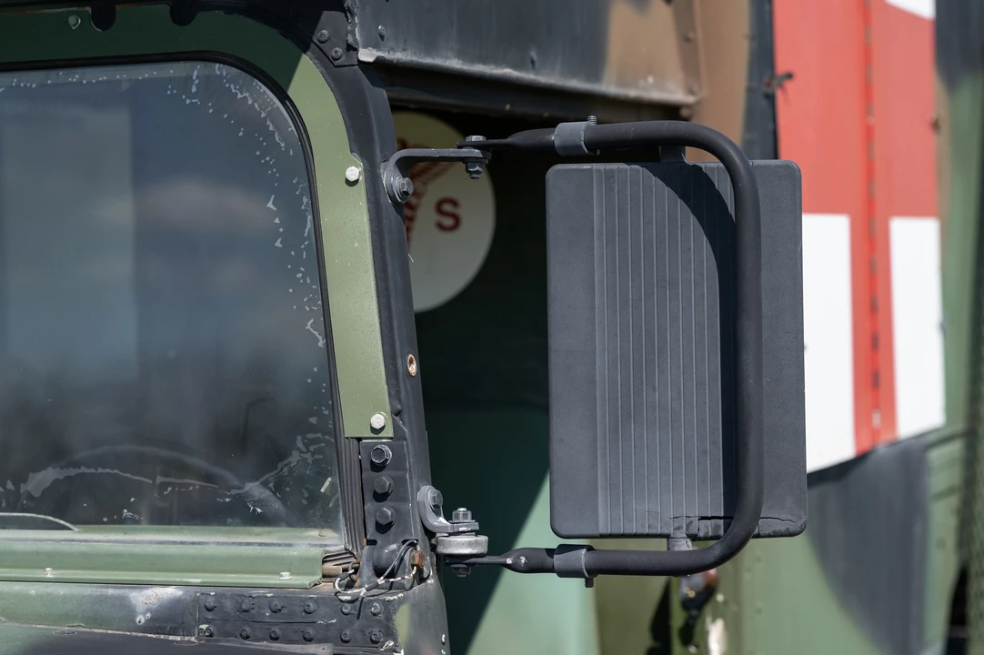 Hummer HMMWV - Image 20 of 31