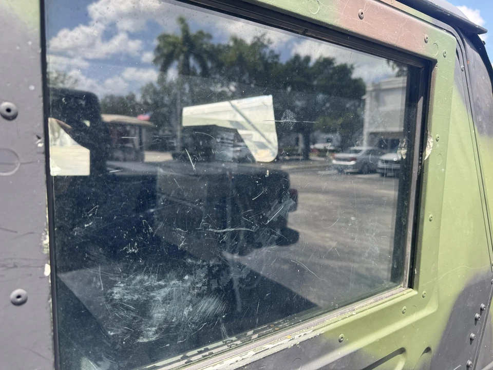 Hummer HMMWV - Image 18 of 31