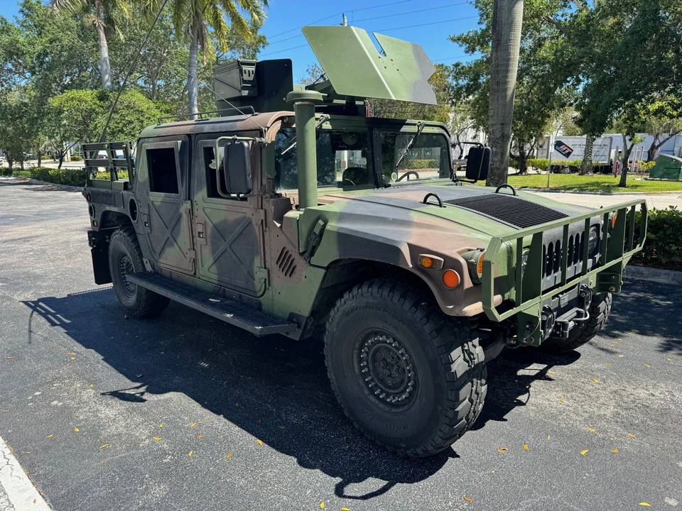 Hummer HMMWV - Image 8 of 31