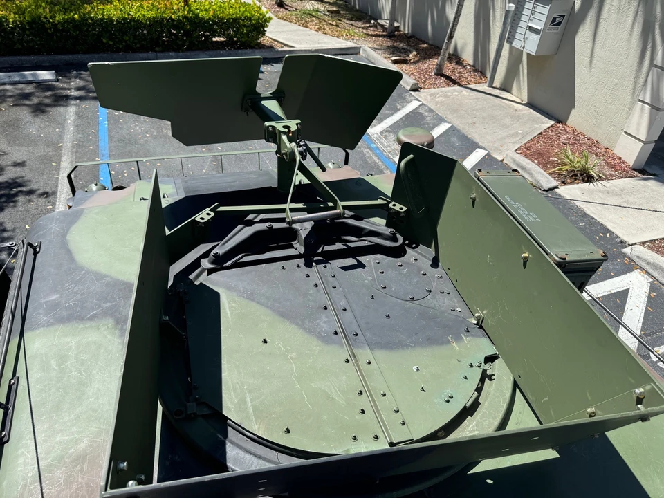 Hummer HMMWV - Image 17 of 31