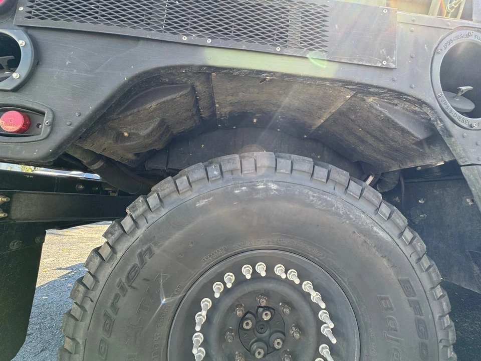 Hummer HMMWV - Image 26 of 31