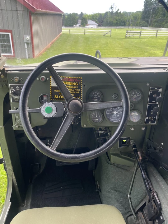 Hummer HMMWV - Image 22 of 31