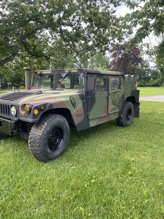 Hummer HMMWV - Image 3 of 31