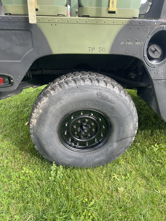 Hummer HMMWV - Image 17 of 31