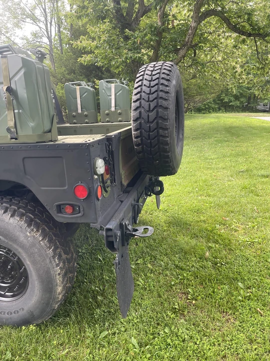 Hummer HMMWV - Image 15 of 31