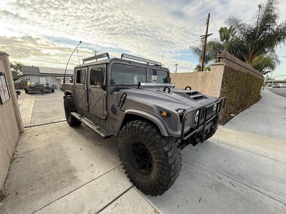 Hummer HMMWV - Image 20 of 31