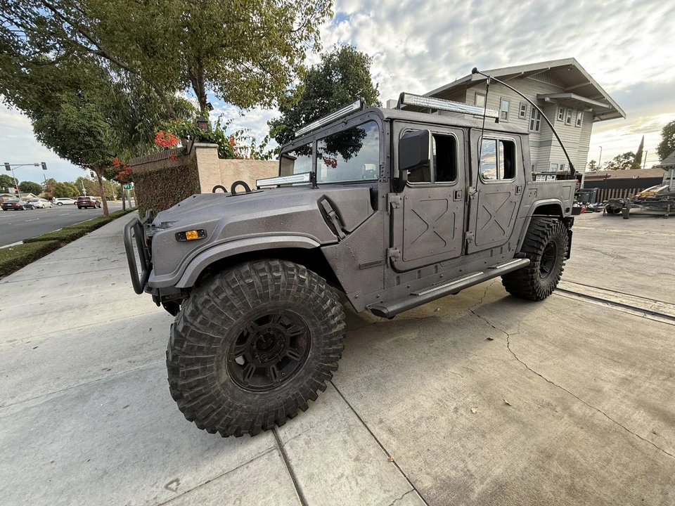 Hummer HMMWV - Image 3 of 31