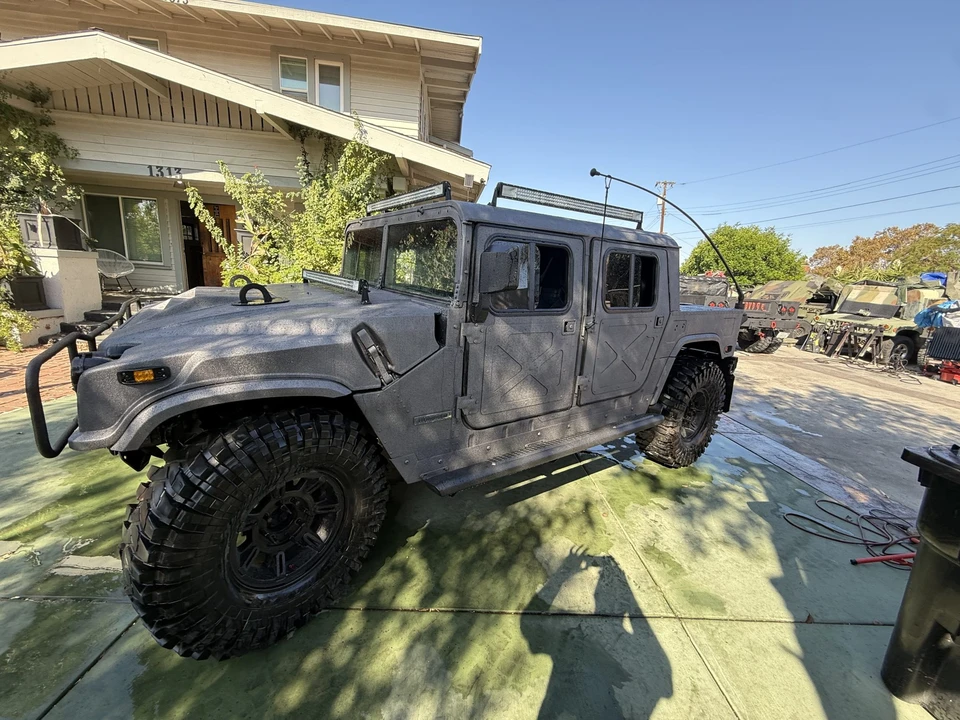 Hummer HMMWV - Image 7 of 31