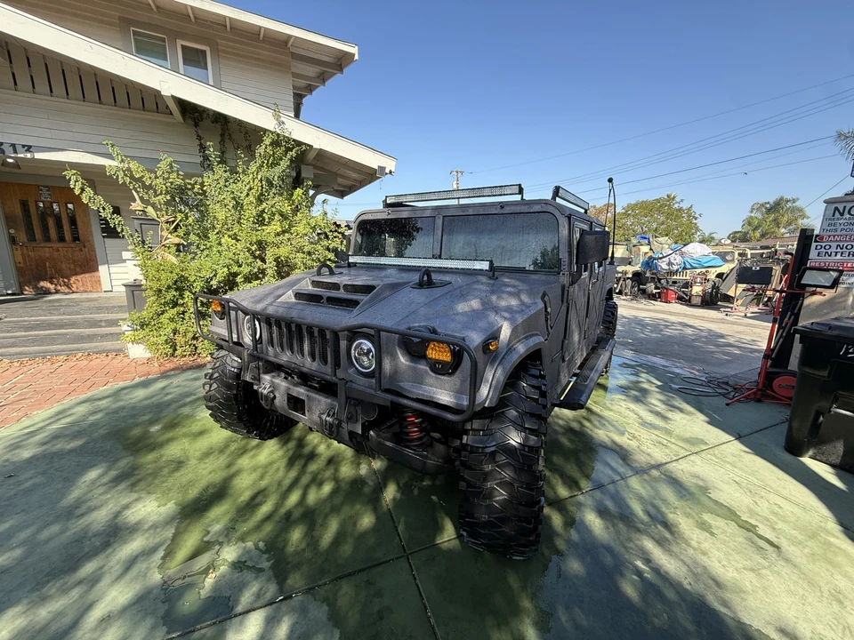 Hummer HMMWV - Image 5 of 31