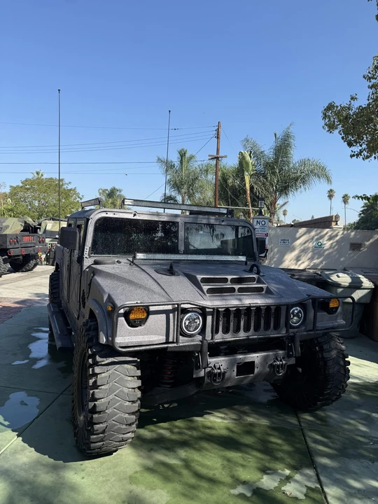 Hummer HMMWV - Image 25 of 31