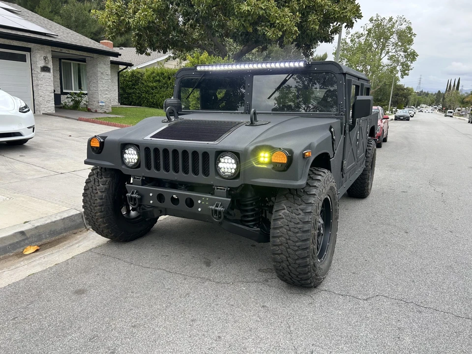 Hummer HMMWV - Image 20 of 31