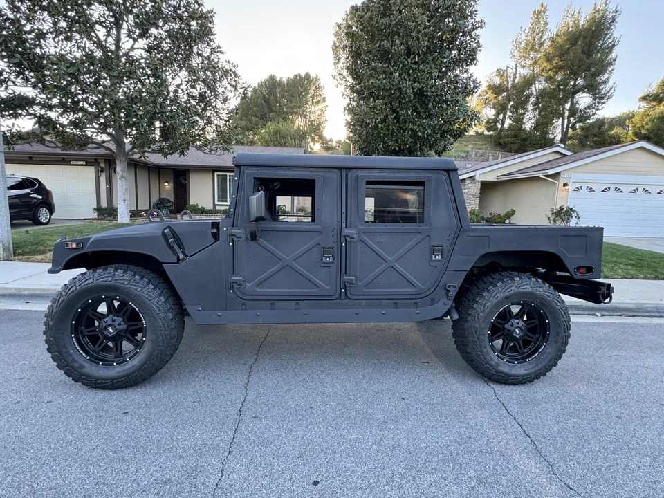 Hummer HMMWV - Image 24 of 31