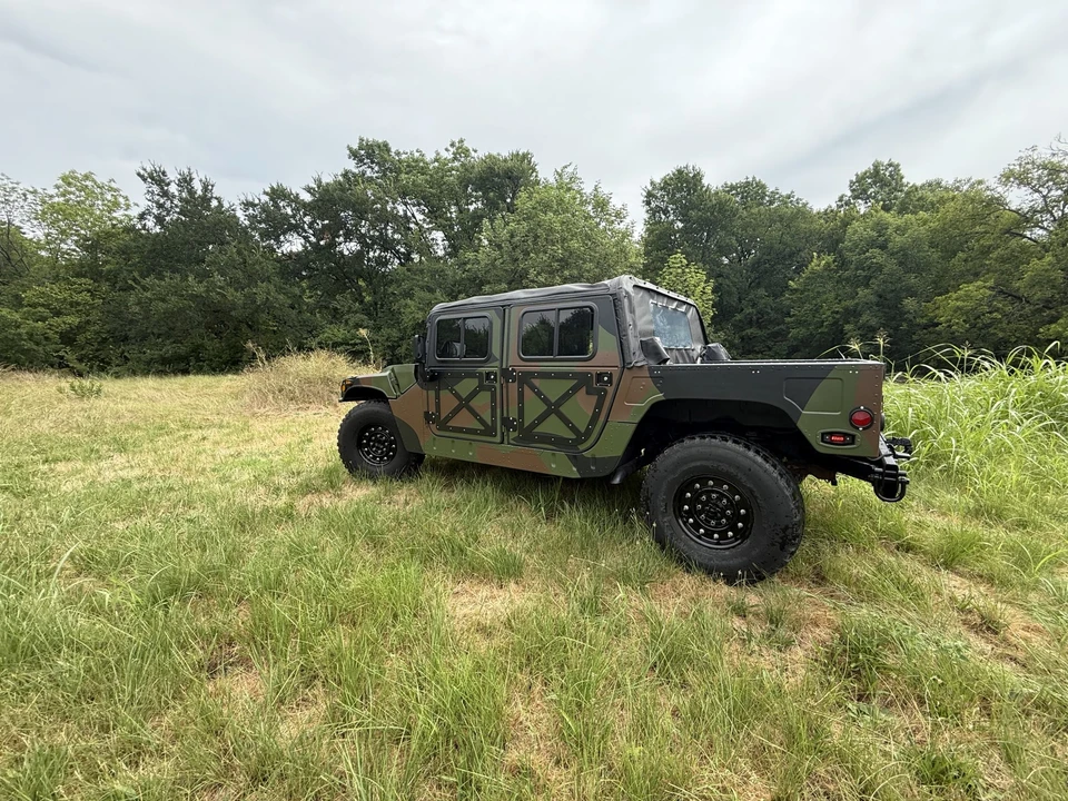 Hummer HMMWV - Image 5 of 31