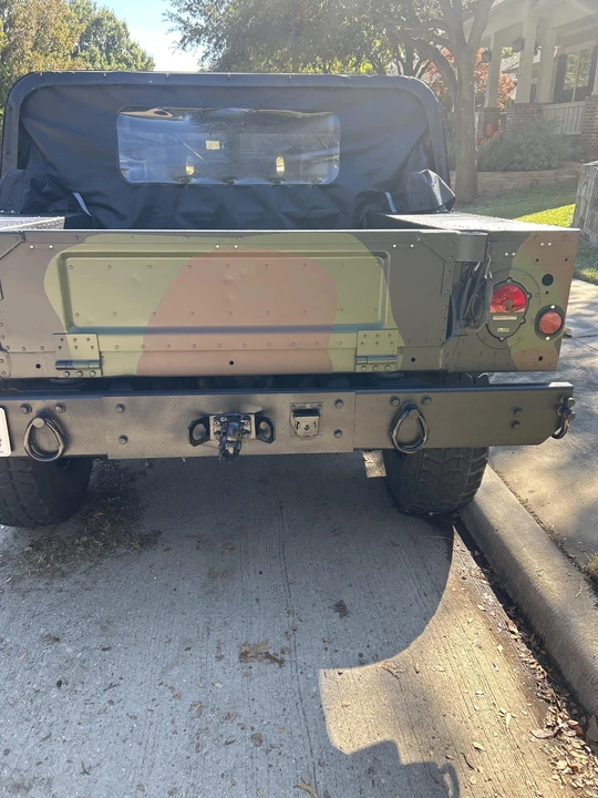 Hummer HMMWV - Image 28 of 31