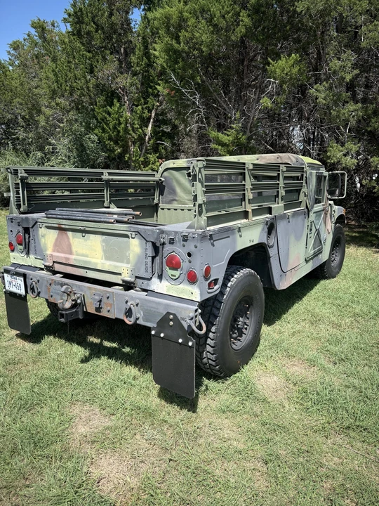 Hummer HMMWV - Image 8 of 31
