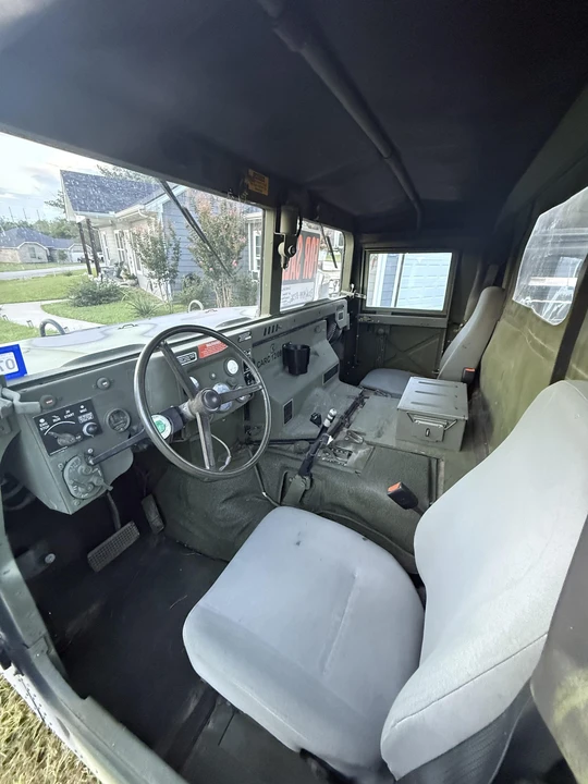 Hummer HMMWV - Image 24 of 31