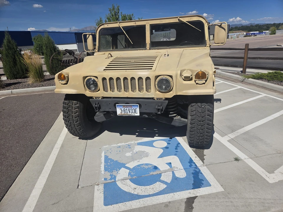 AM General Hummer - Image 4 of 31