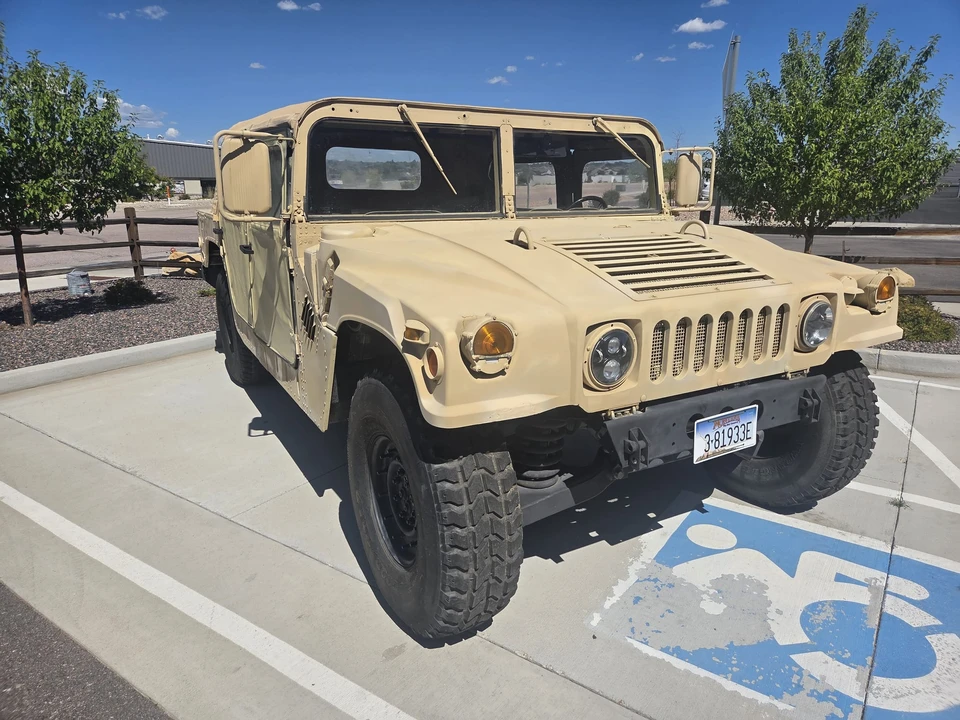 AM General Hummer - Image 9 of 31