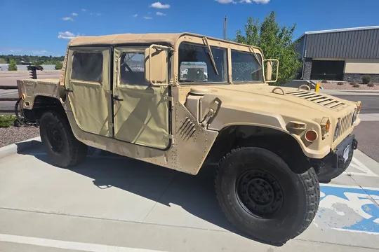2009 AM General M1097R1 HMMWV