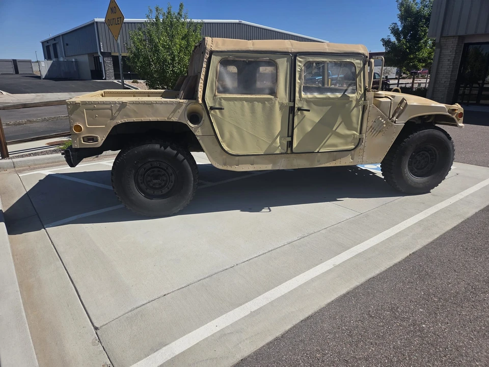 AM General Hummer - Image 15 of 31