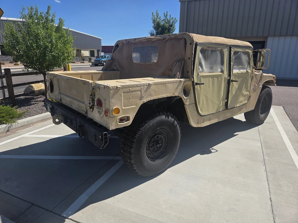AM General Hummer - Image 18 of 31