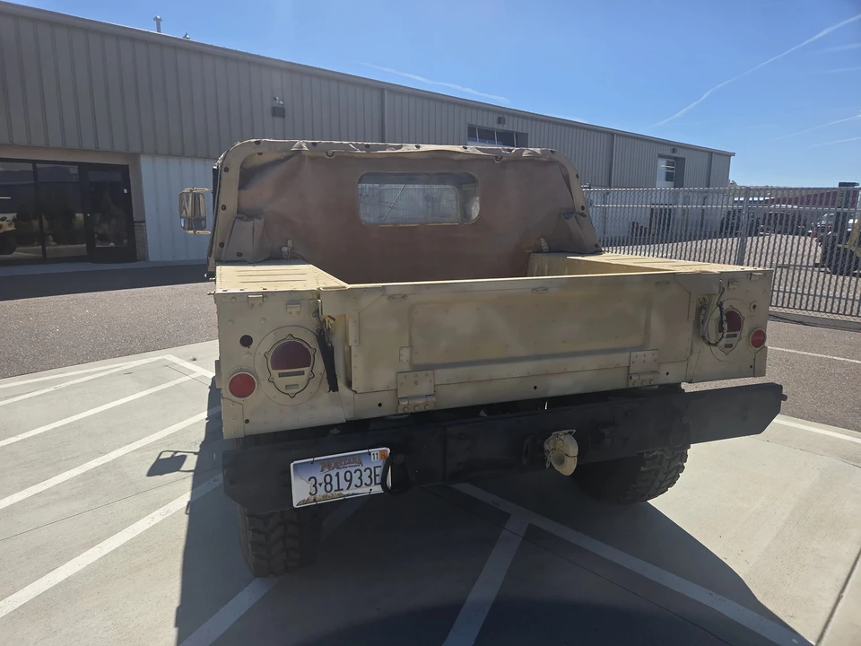 AM General Hummer - Image 22 of 31