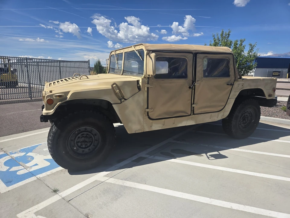 AM General Hummer - Image 28 of 31