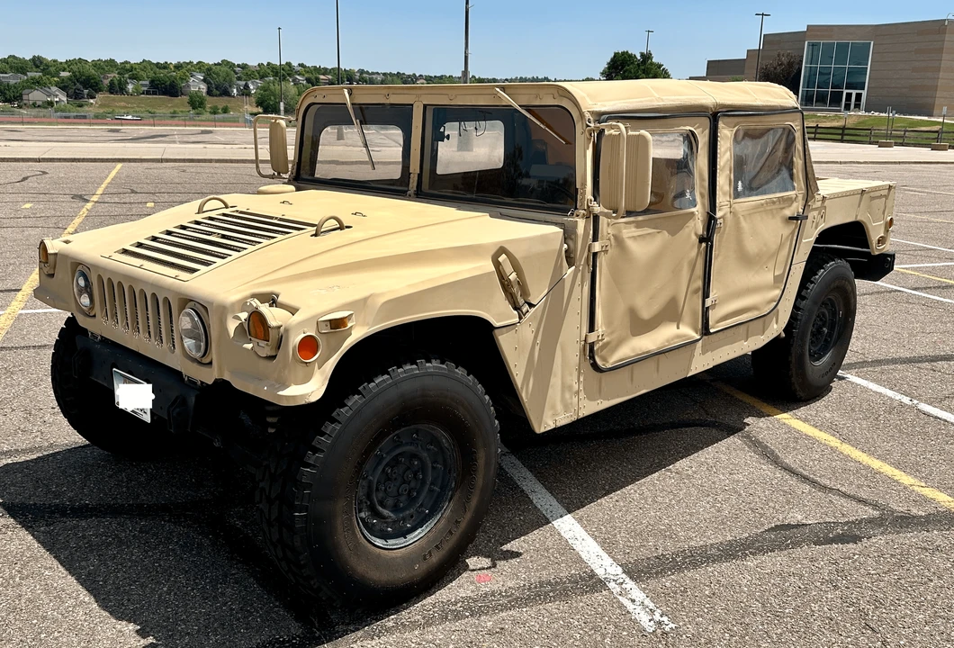 Hummer HMMWV - Image 3 of 31