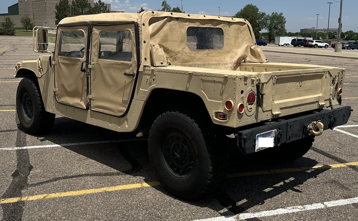 Hummer HMMWV - Image 11 of 31