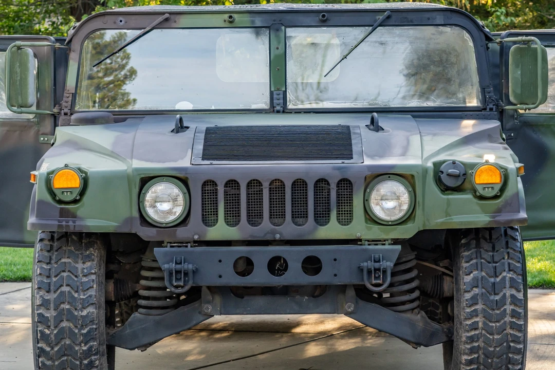 Hummer HMMWV - Image 18 of 31